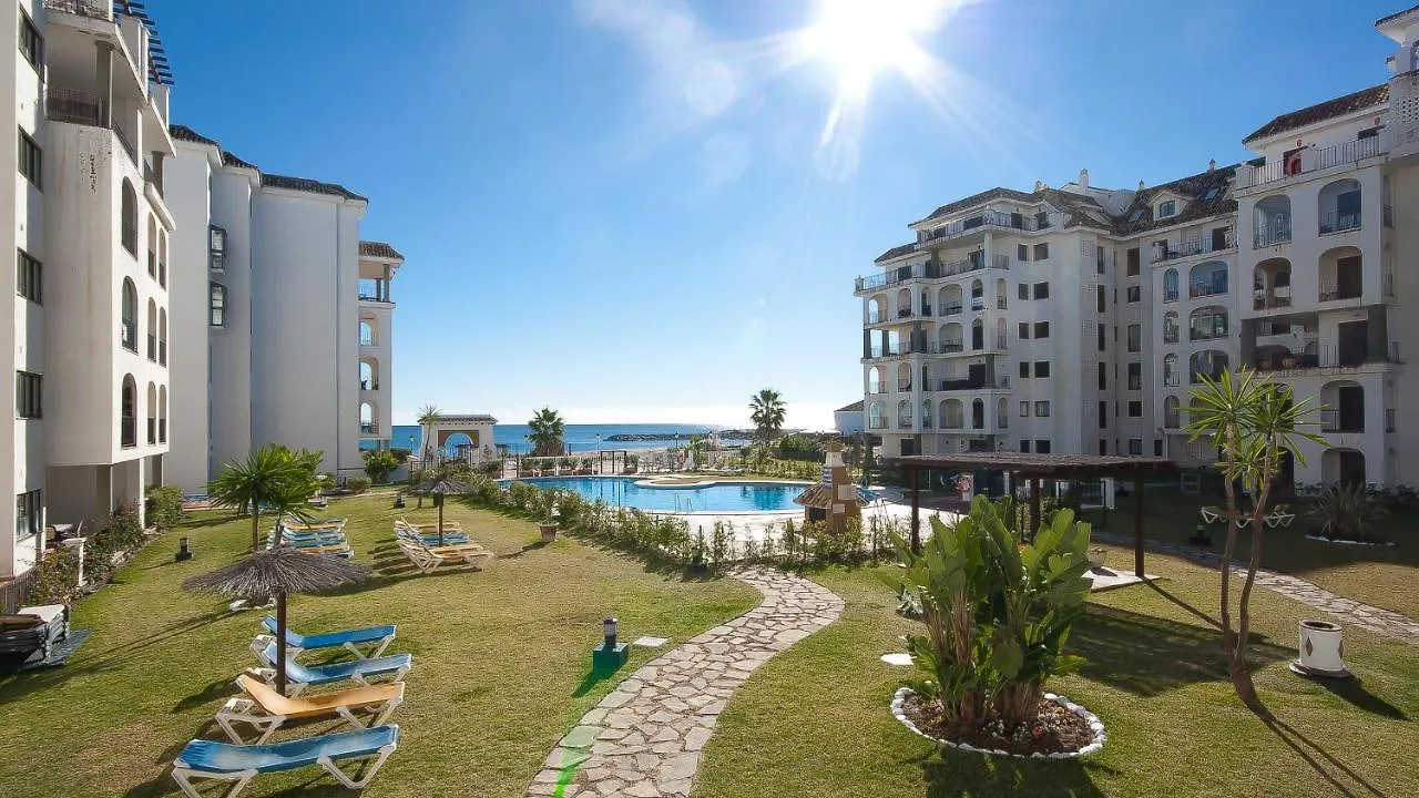 Marina Duquesa 1031 ile iletişim